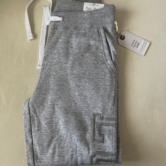 Love to Lounge comfy jogger size large. - Picture 2 of 8